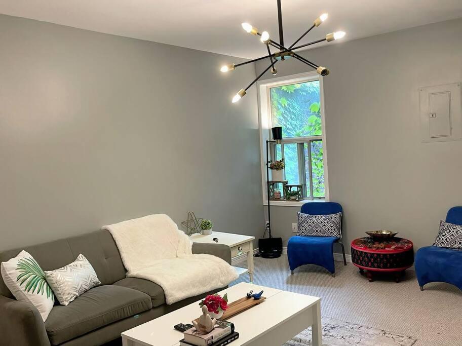 Superb Spacious Loft Old Toronto Near Distillery District Buitenkant foto